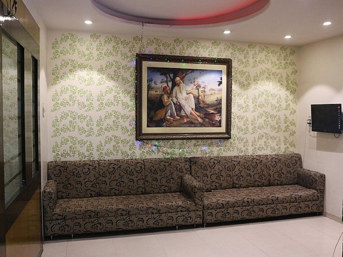 Hotel Shri Krishna Shirdi Exterior photo
